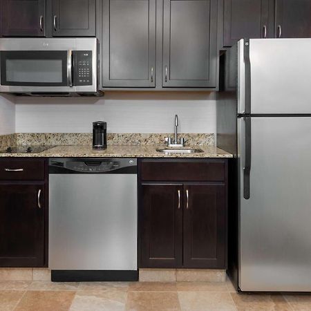 Hampton Inn & Suites Buffalo/Downtown Екстериор снимка
