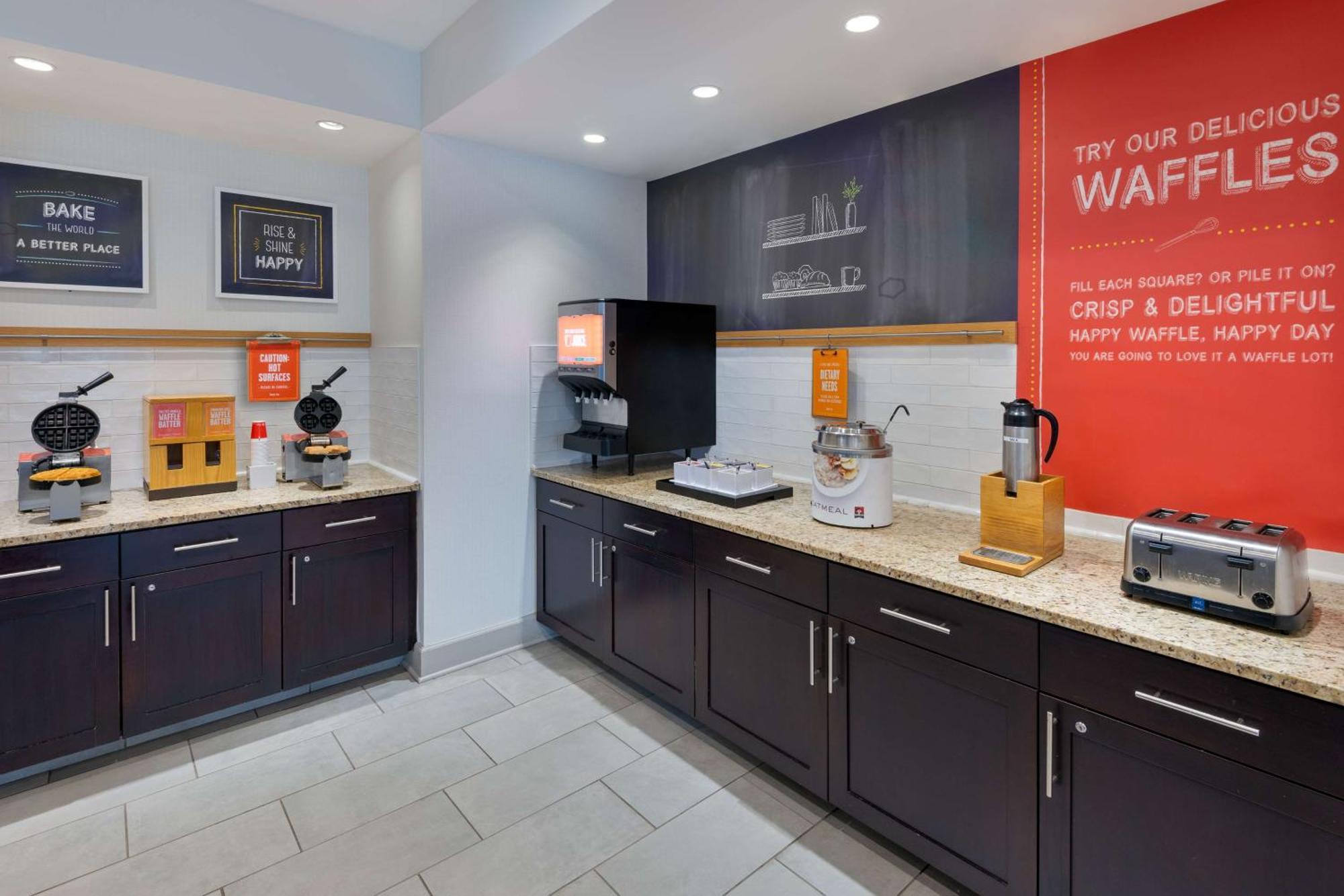 Hampton Inn & Suites Buffalo/Downtown Екстериор снимка
