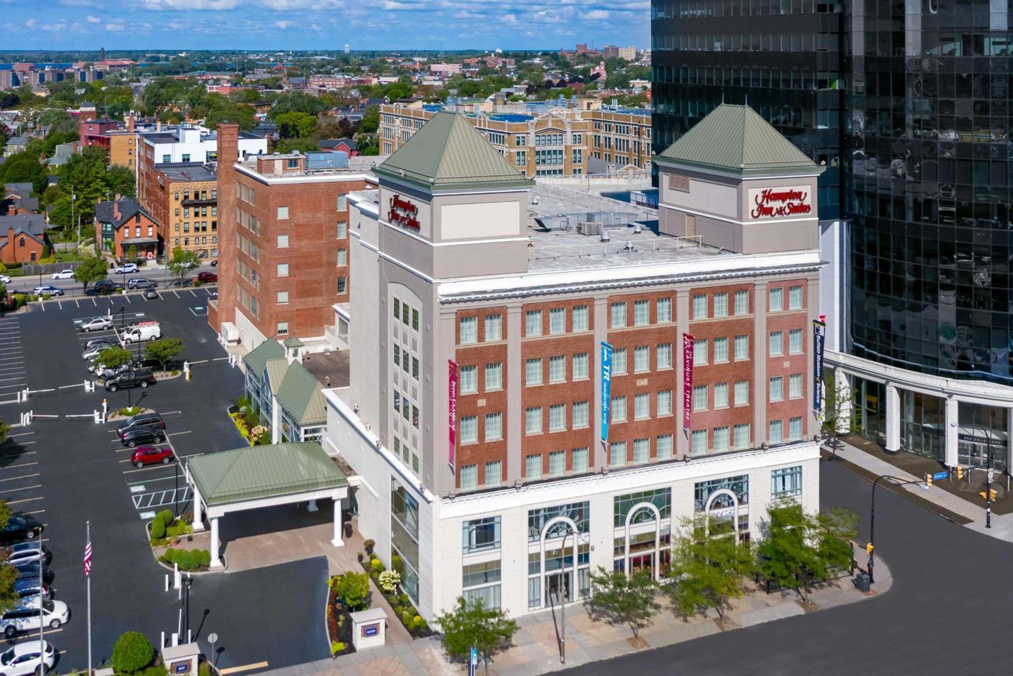 Hampton Inn & Suites Buffalo/Downtown Екстериор снимка